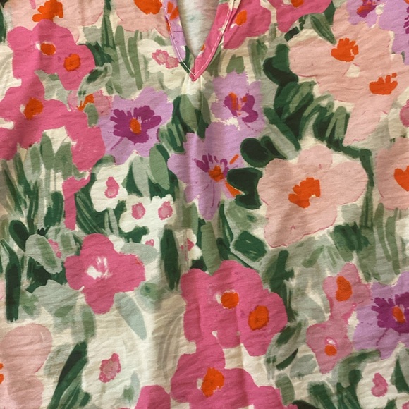 NWOT Les Amis Mila Flower/ Ruffle Sleeve Top/ Size large/ - Picture 6 of 8